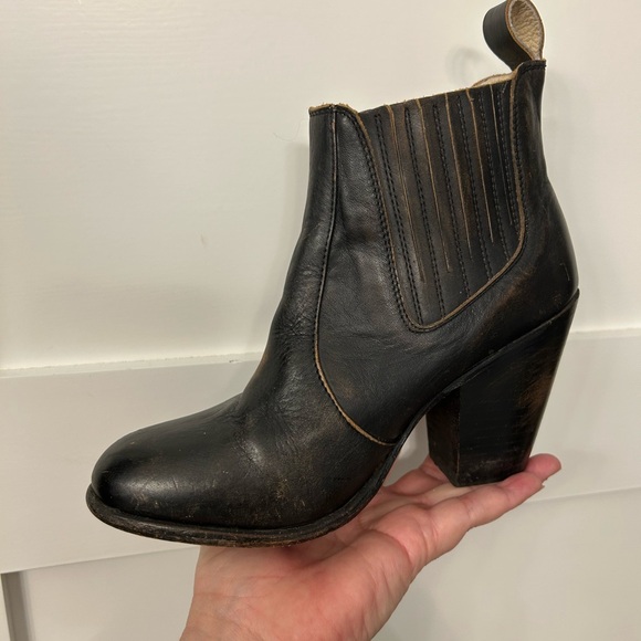 Freebird by Steven Morgan Chelsea Booties 8 - Picture 6 of 11